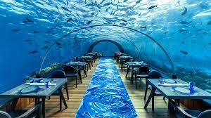 maldives_what to do_under water_restaurant